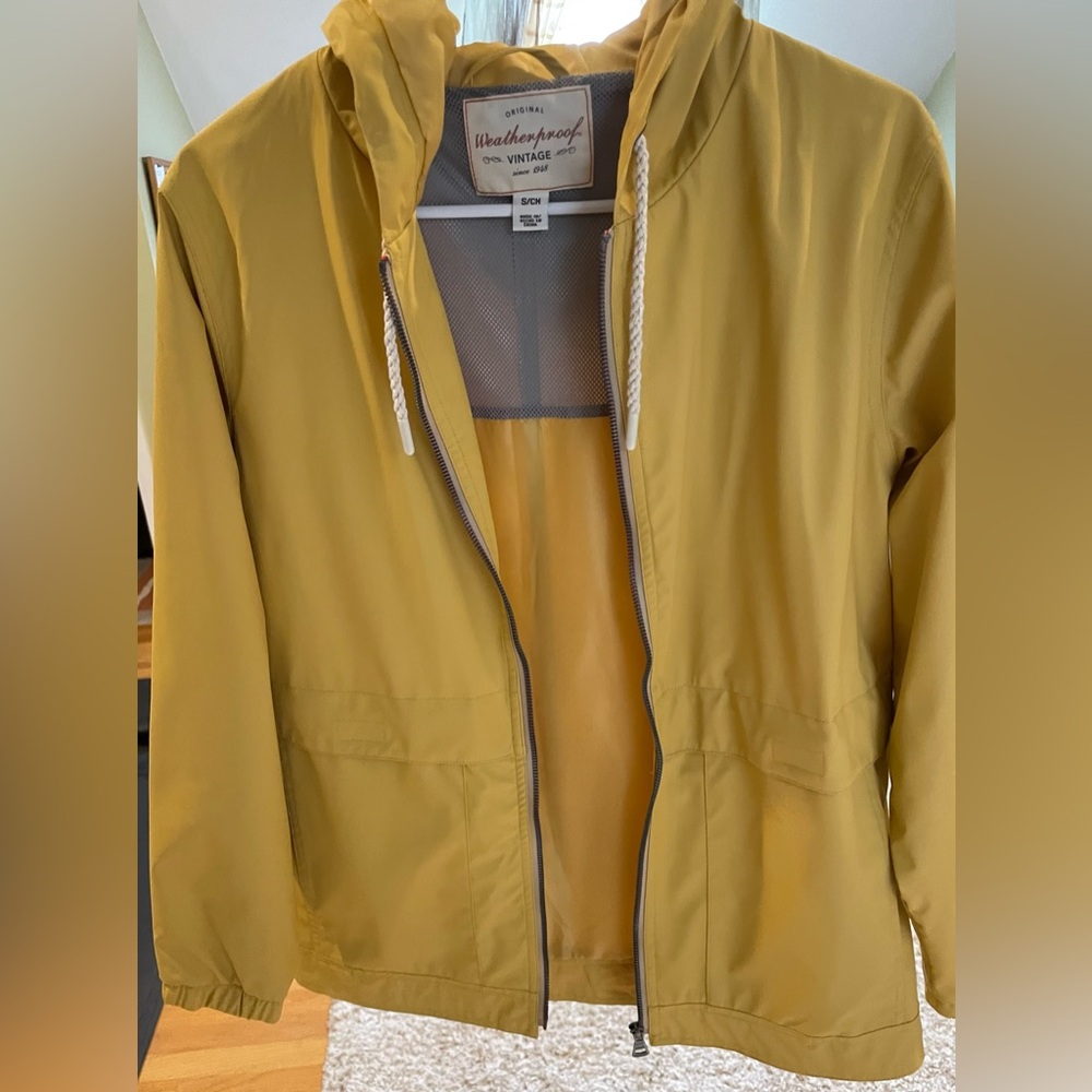 Women’s Weatherproof rain jacket size S yellow